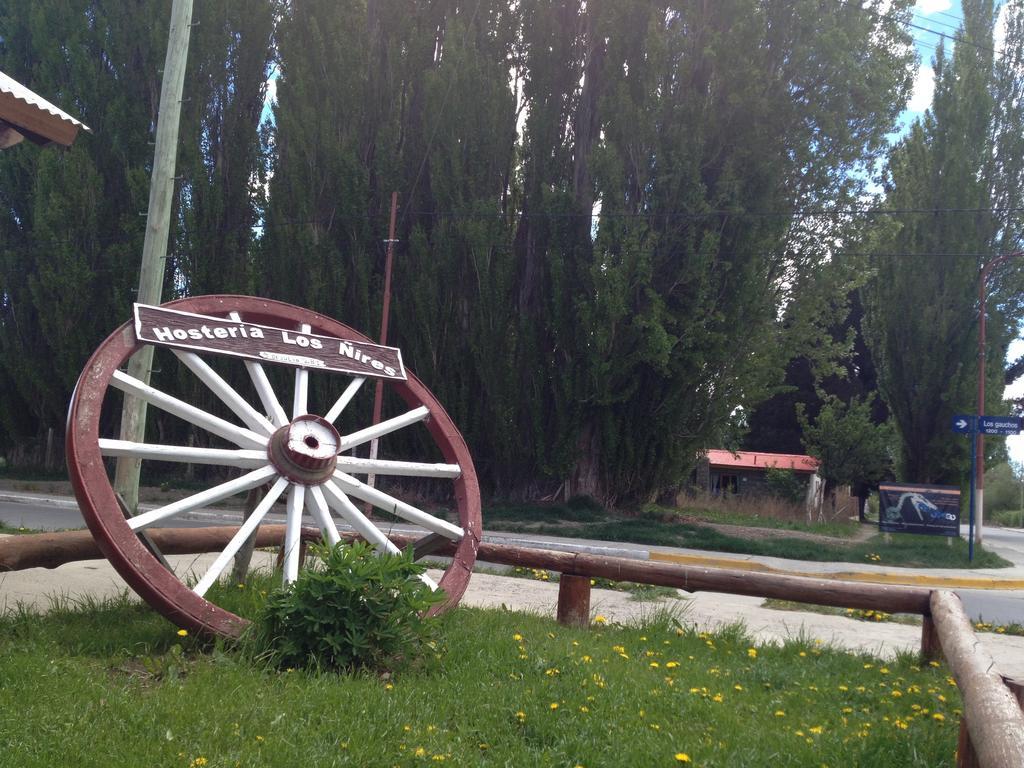 Hostería Los Ñires El Calafate Exterior foto